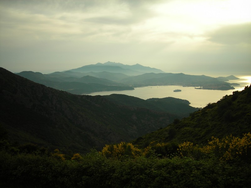 Dusk on Portoferraio Bay